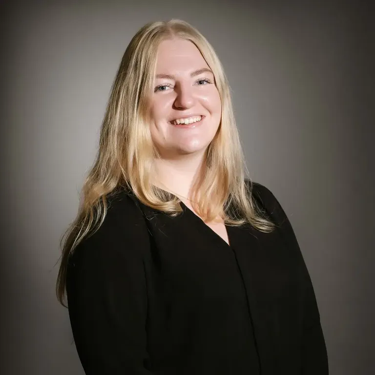 Marion-Cassia-Office-manager-COEOS-Groupe